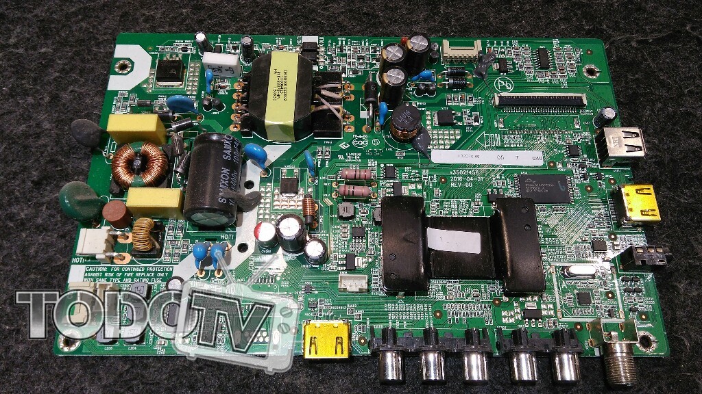 Monoplaca RCA L32D70